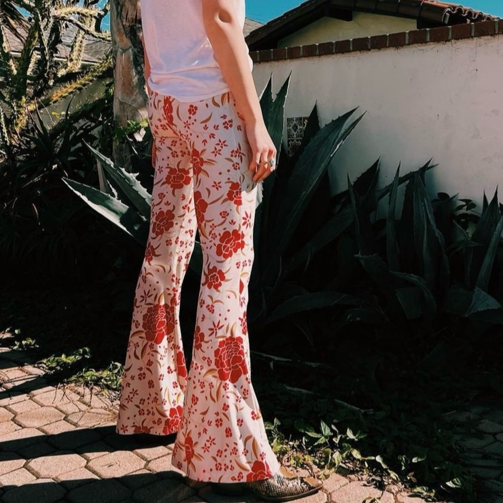 Novella Royale Iris Bell Bottoms in Red Flamenco